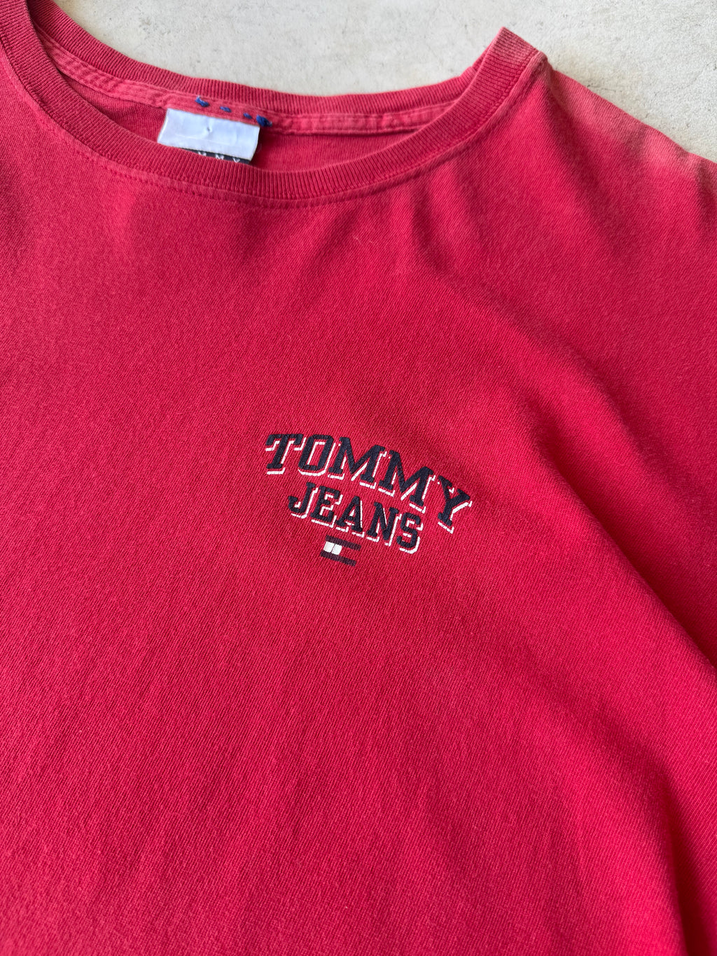 Vintage Tommy Jeans Tee - L