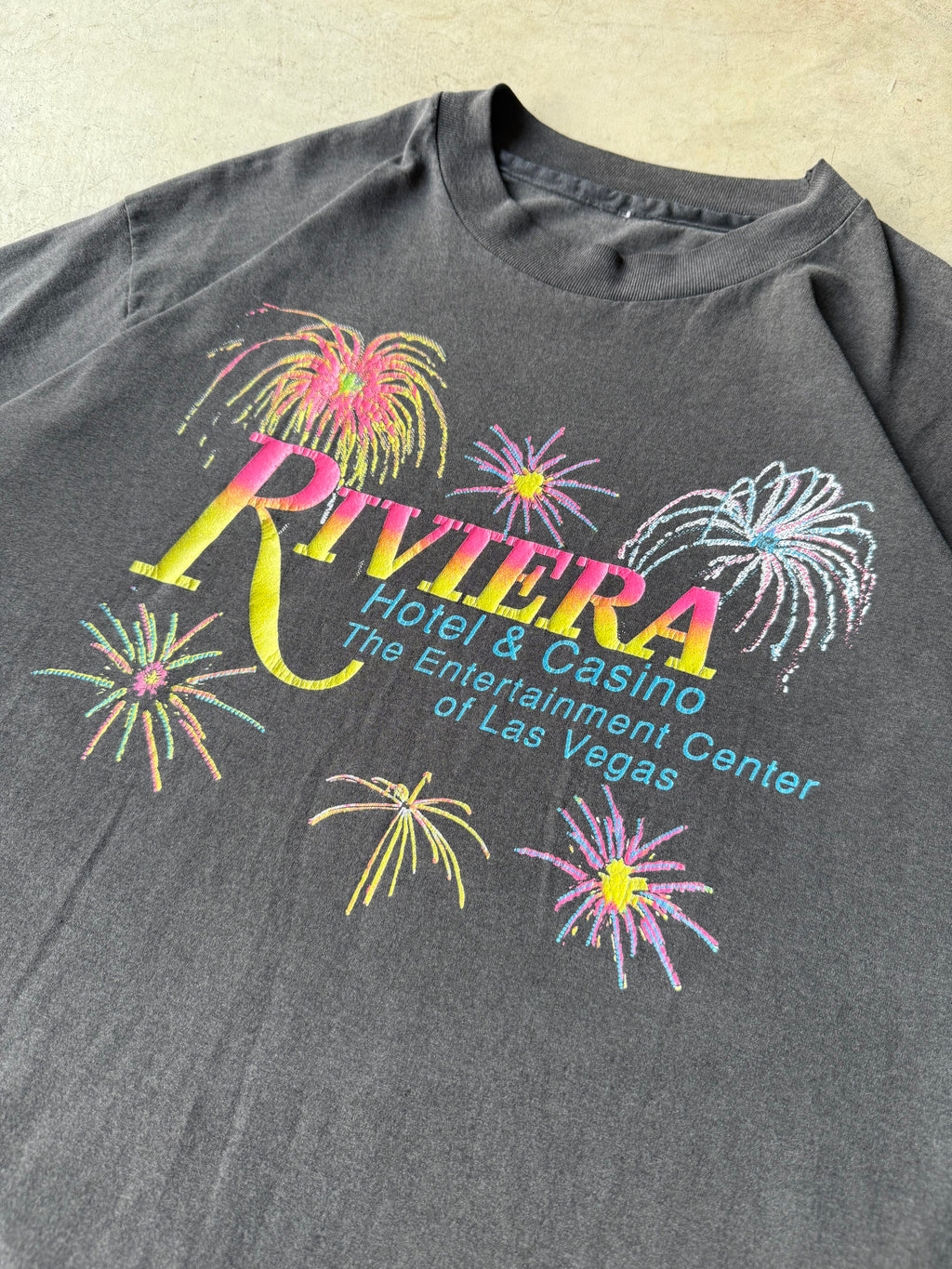 Vintage Riviera Casino Firework Tee - L