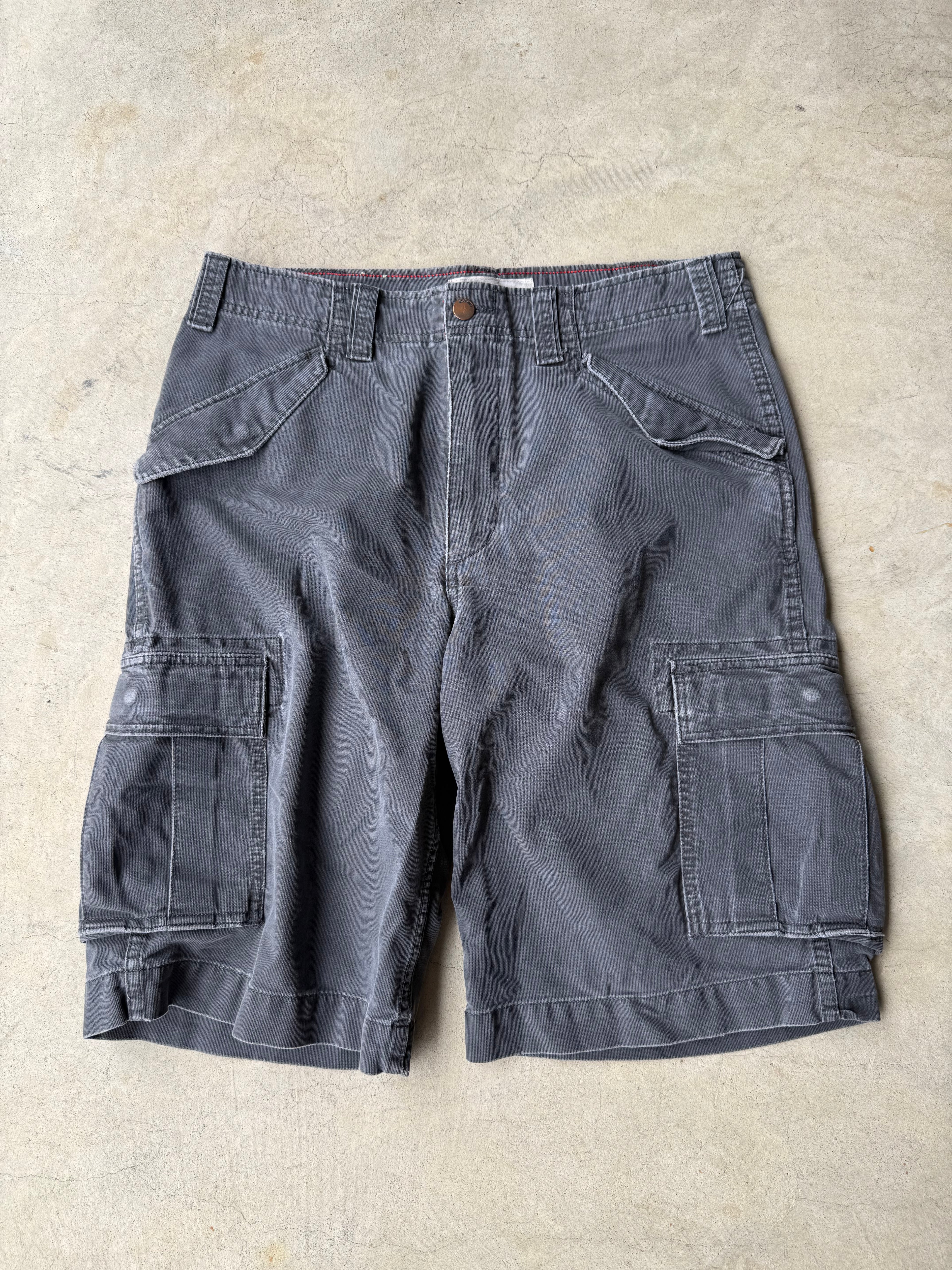 Vintage Mossimo Gray Cargo Shorts - 32