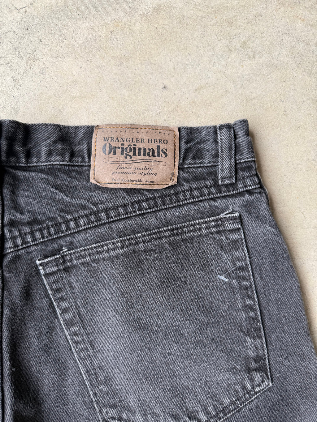 Vintage Wrangler Black Jean Shorts - 32