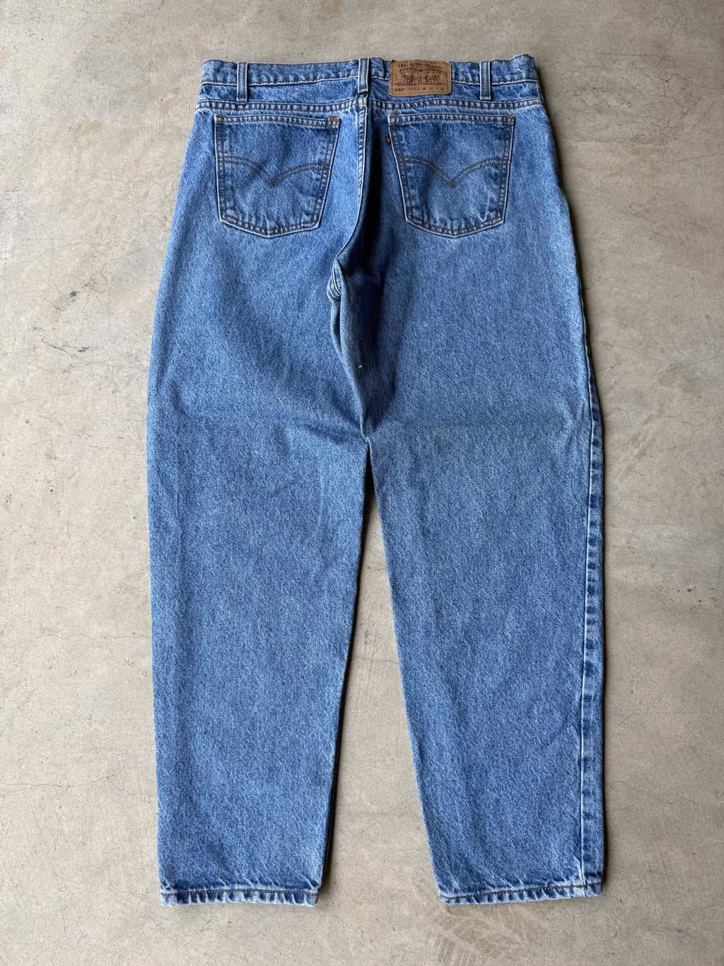 Vintage Levi 550 Orange Tab Jeans - 36