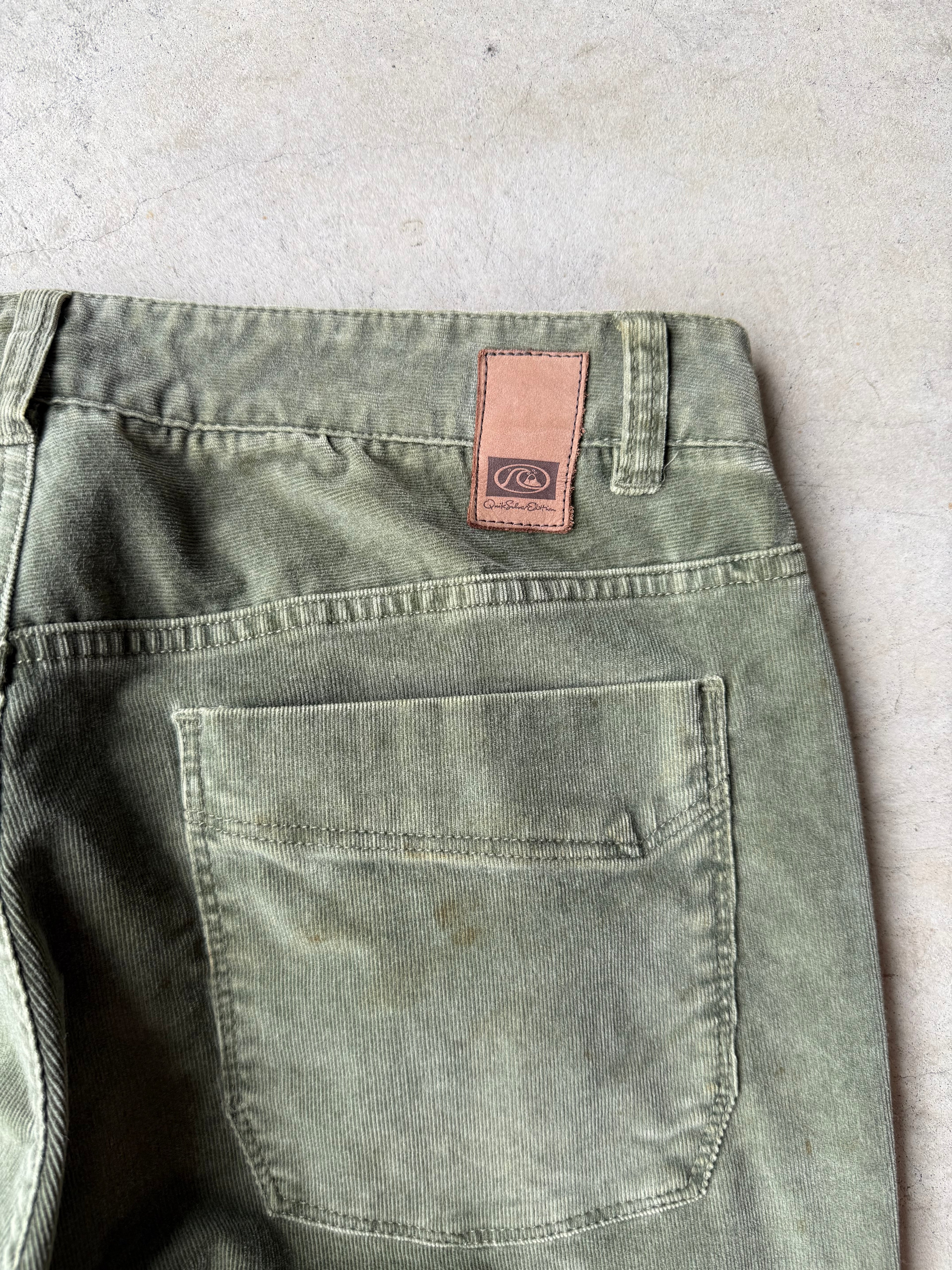 Vintage Quicksilver Green Corduroy Pants - 34